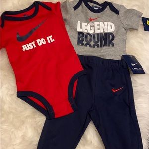 Nike baby 3 piece set NWT 6-9 months